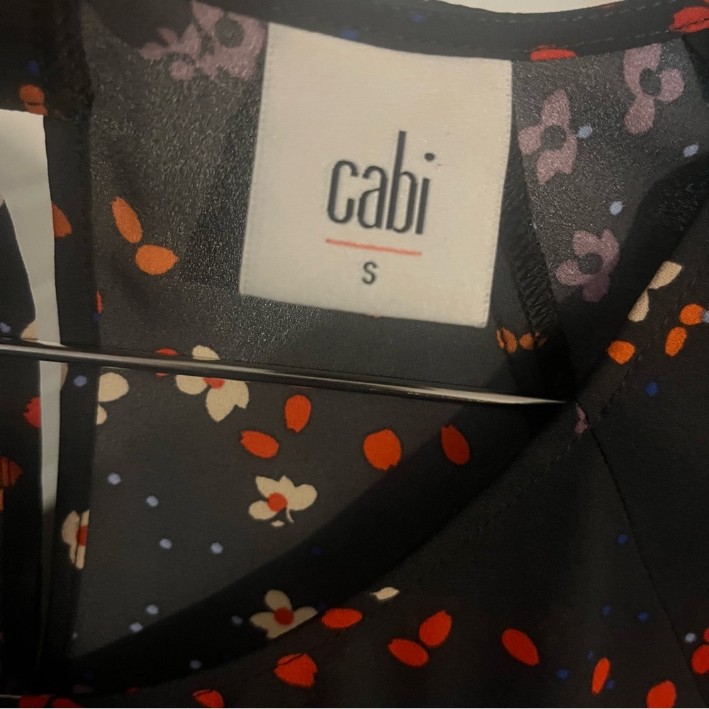 Cabi Womens Dress Floral Flowy Flutter Sleeves Work Office Short Sleeves Small - Picture 10 of 11